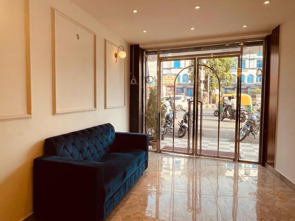 Hotel Dileep42 러크나우 외부 사진